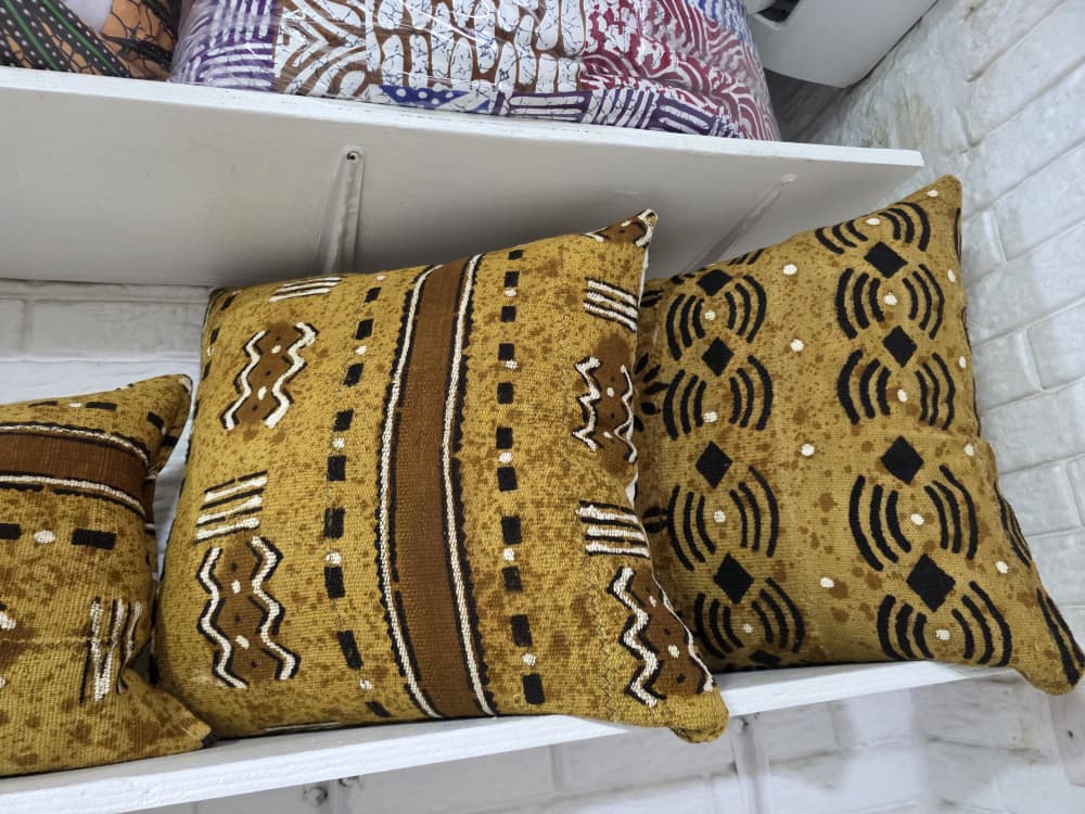 Housse de coussin décorative en wax – Vendue sans coussin